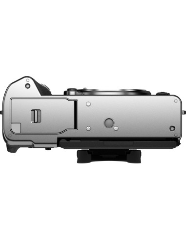 X-T5 Silver + XF 16-50mm f/2.8-4.8 R LM WR